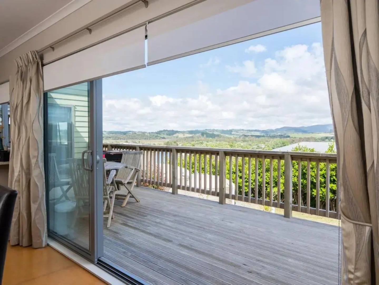 Driftwood Views - Mangawhai Heads Holiday Home