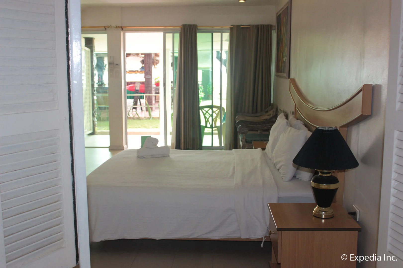 Wild Orchid Beach Resort