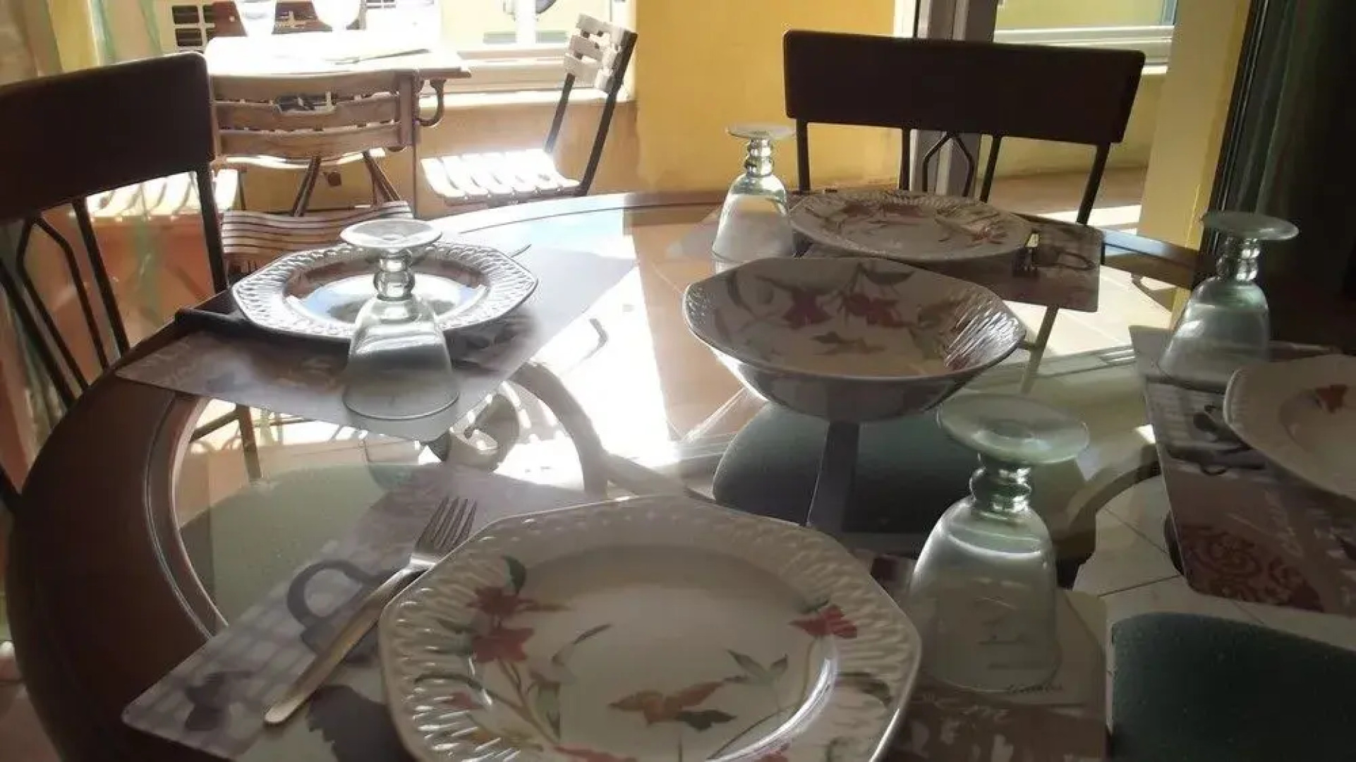 Appartement 4 personnes avec terrasse et parking quartier du Port de Nice