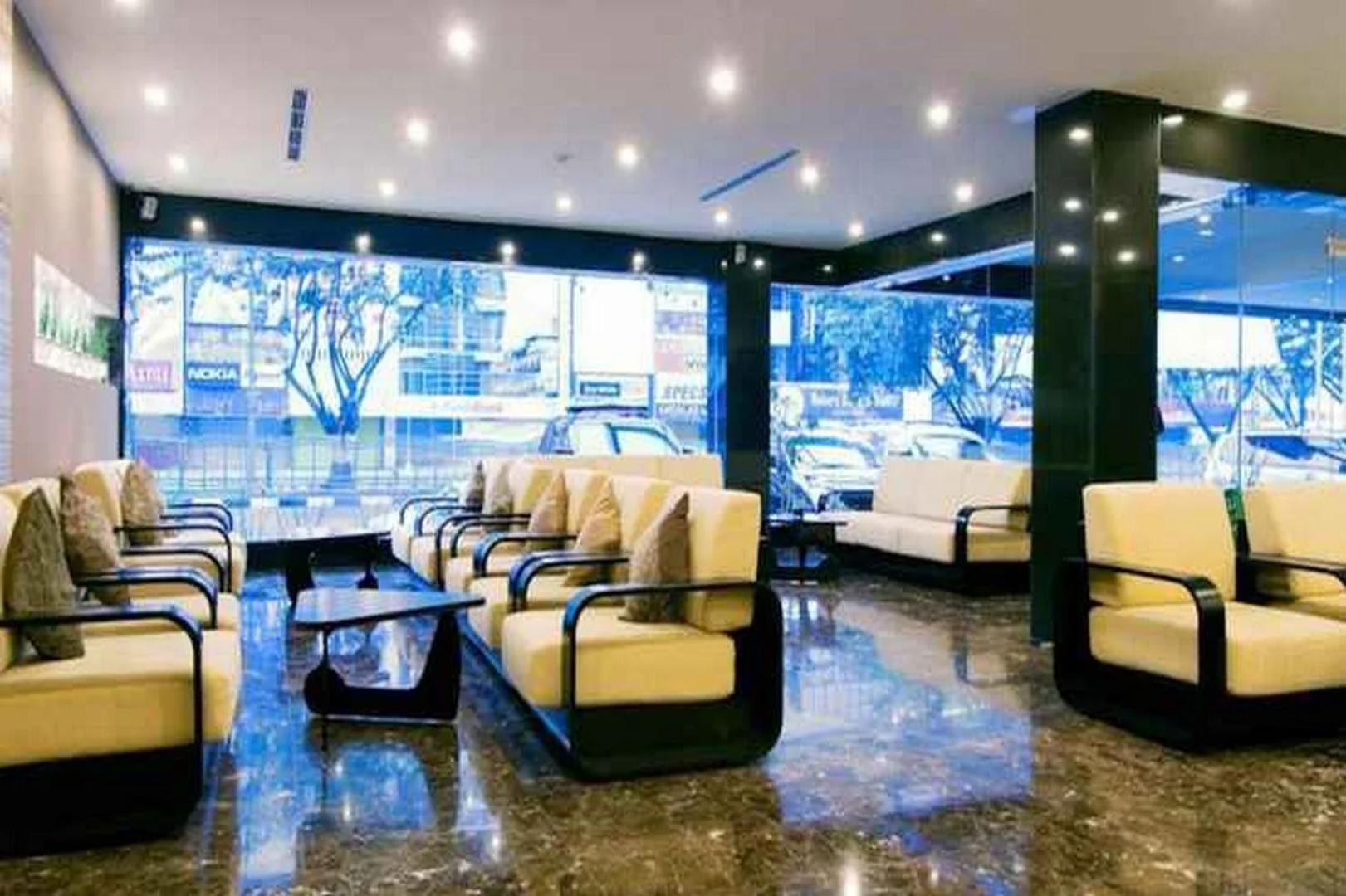 iShine Hotel