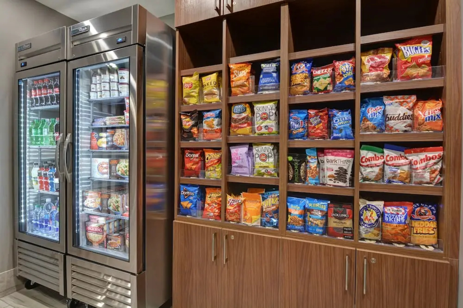 Holiday Inn Express & Suites Greenville - Taylors