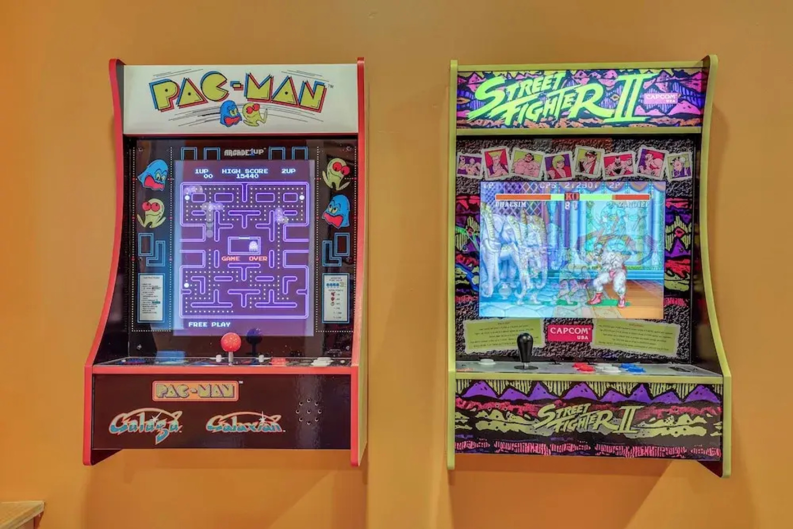 Luxe Lake House w/ Private Beach in Pocono Summit