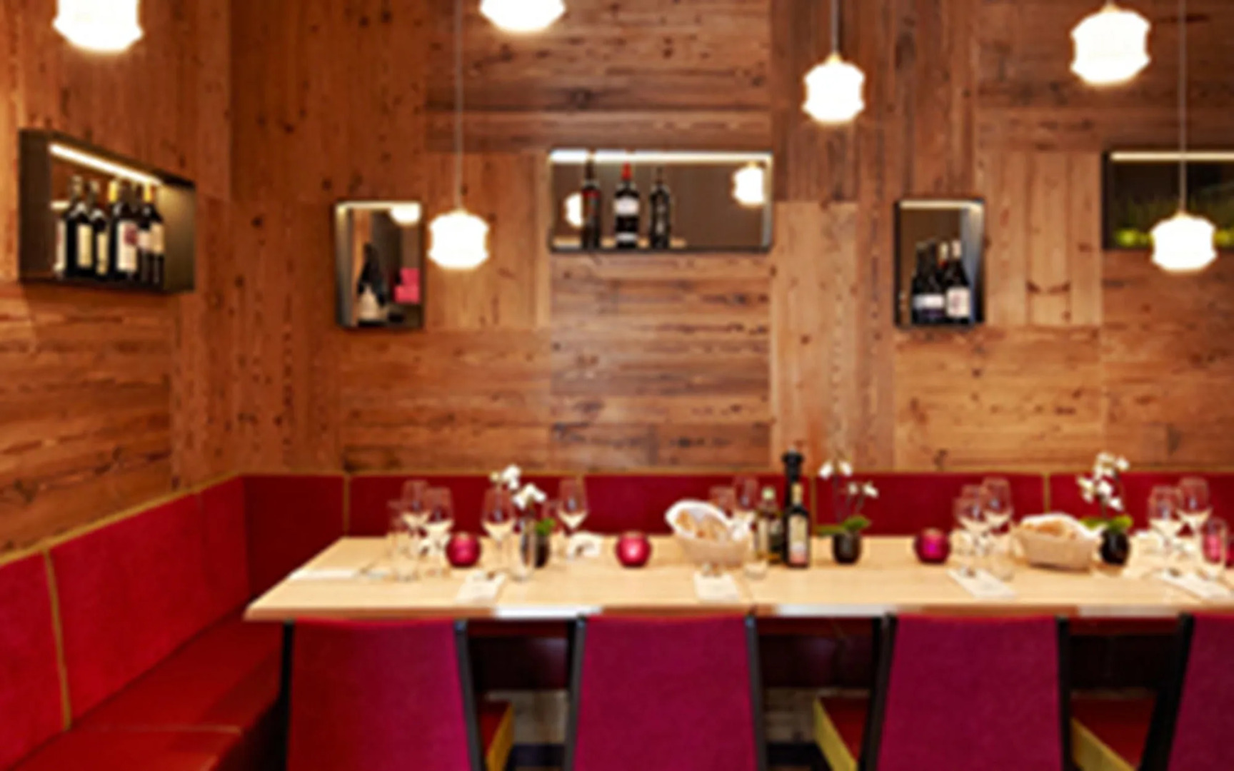 Anthony's Life & Style Hotel