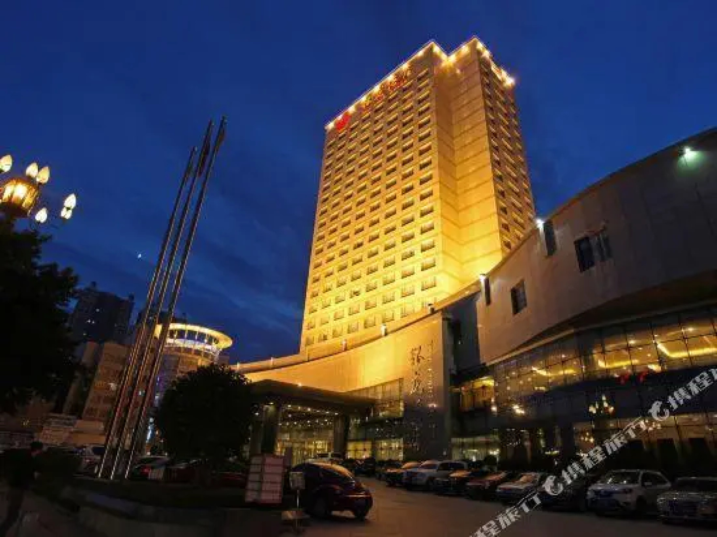 Yinlong Hotel