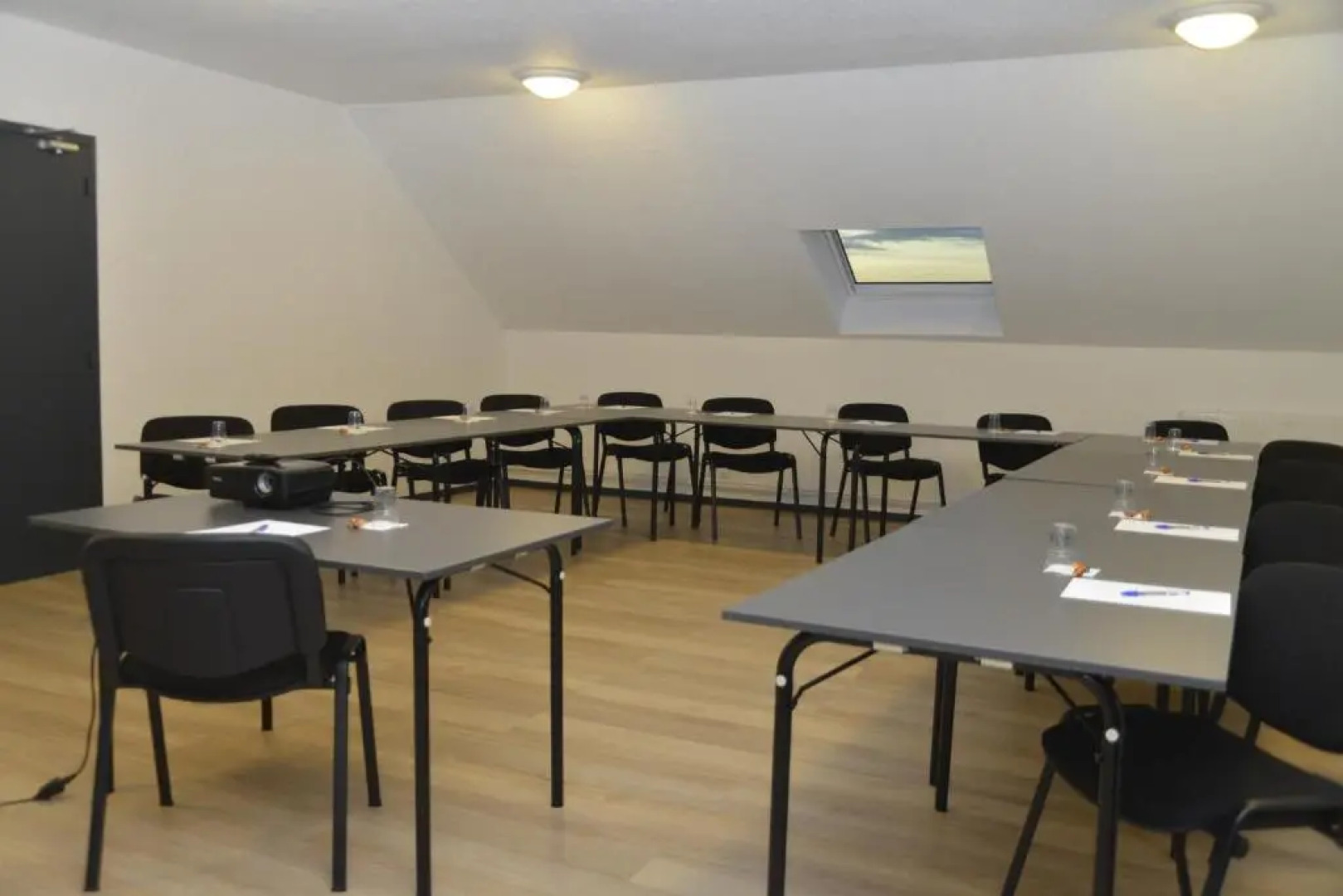 Logis Cris Hôtel et Restaurant - Lyon Sud-Est