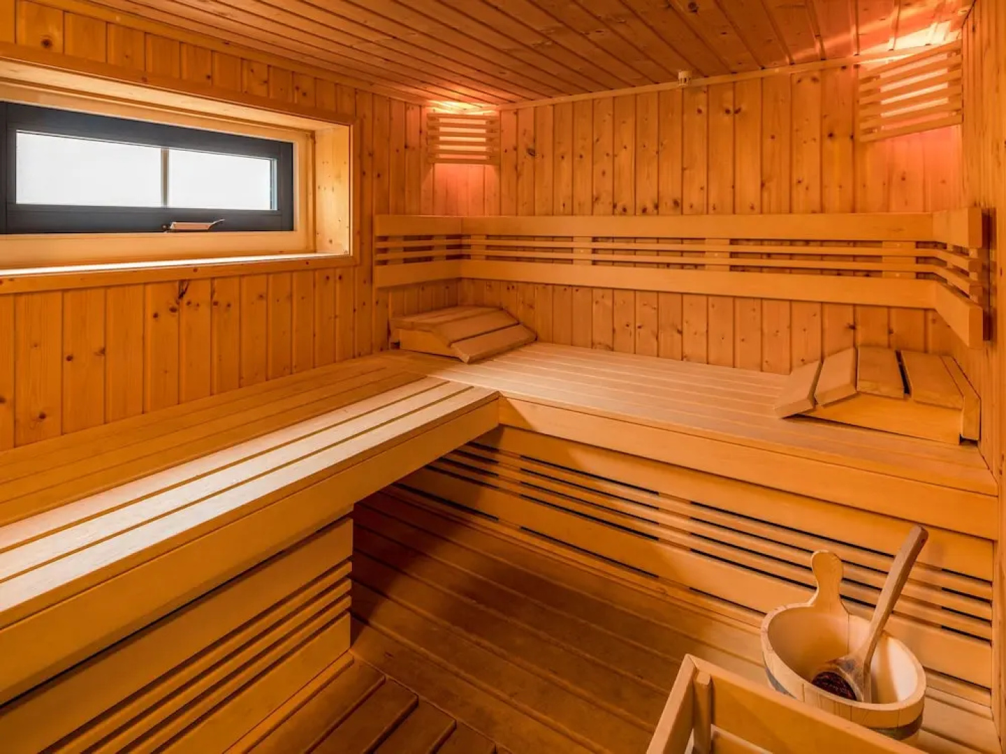 Comfortable holiday home with dishwasher in a nature reserve
