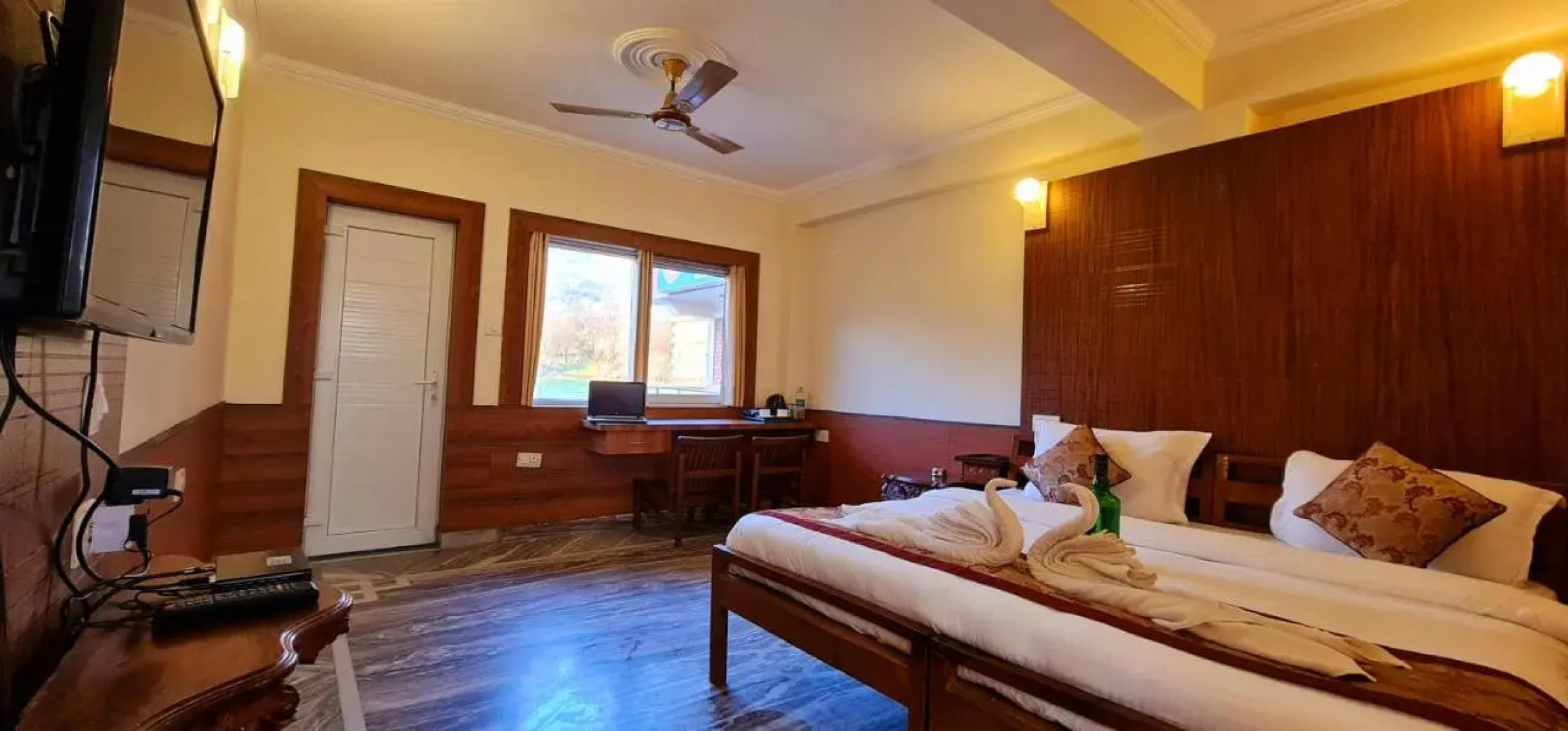 Hotel Samdupling Himalayan Brothers