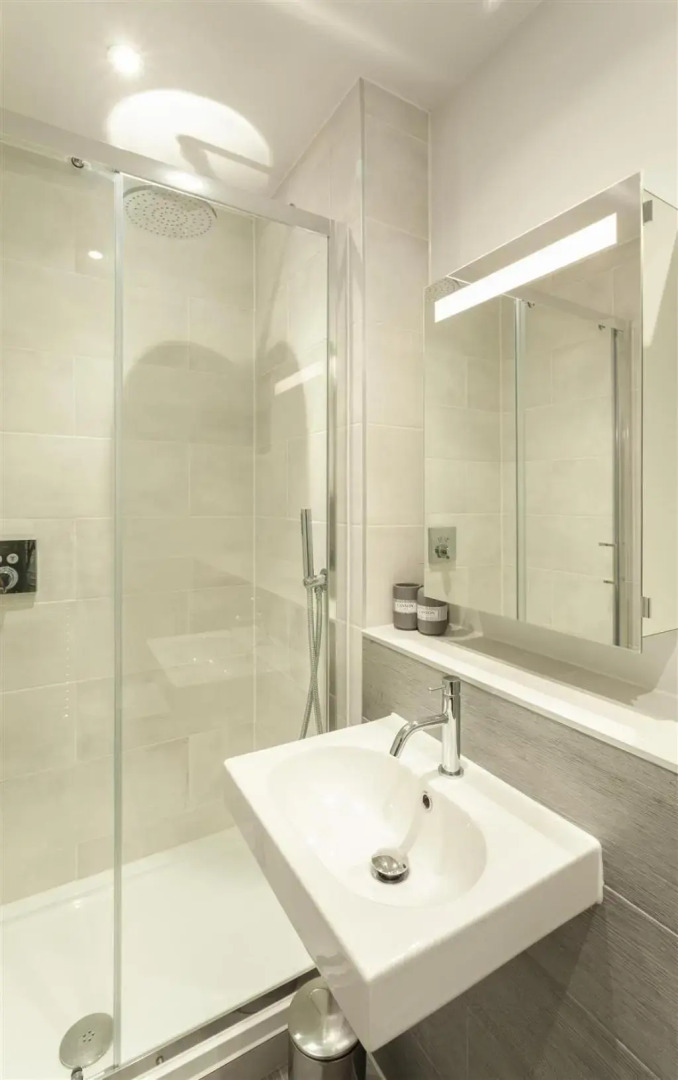 5 Putsborough - Luxury Apartment at Byron Woolacombe, only 4 minute walk to Woolacombe Beach!