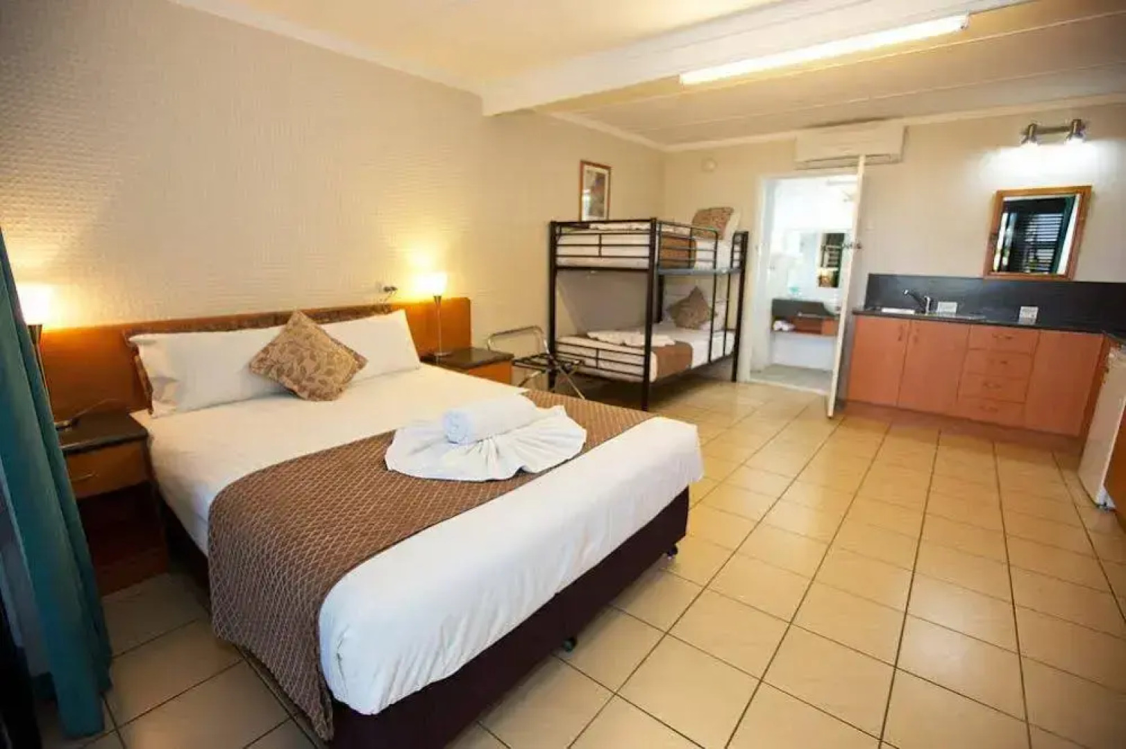 South Gladstone Motel