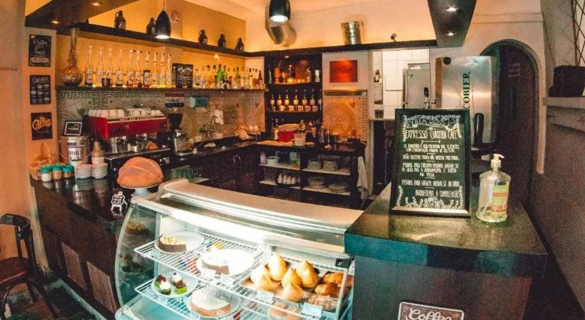 Expresso Curitiba Hostel e Coffee Bar