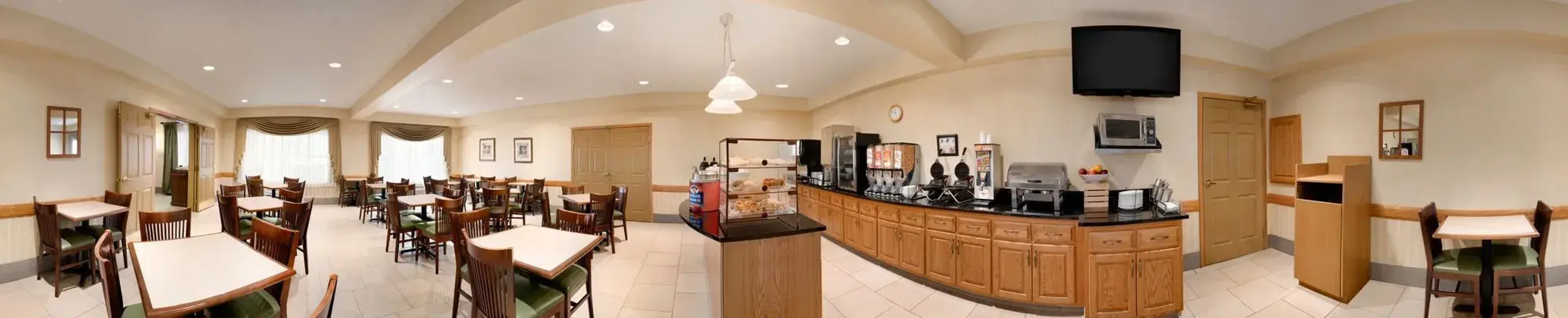 Country Inn & Suites by Radisson, Mankato Hotel and Conference Center, MN