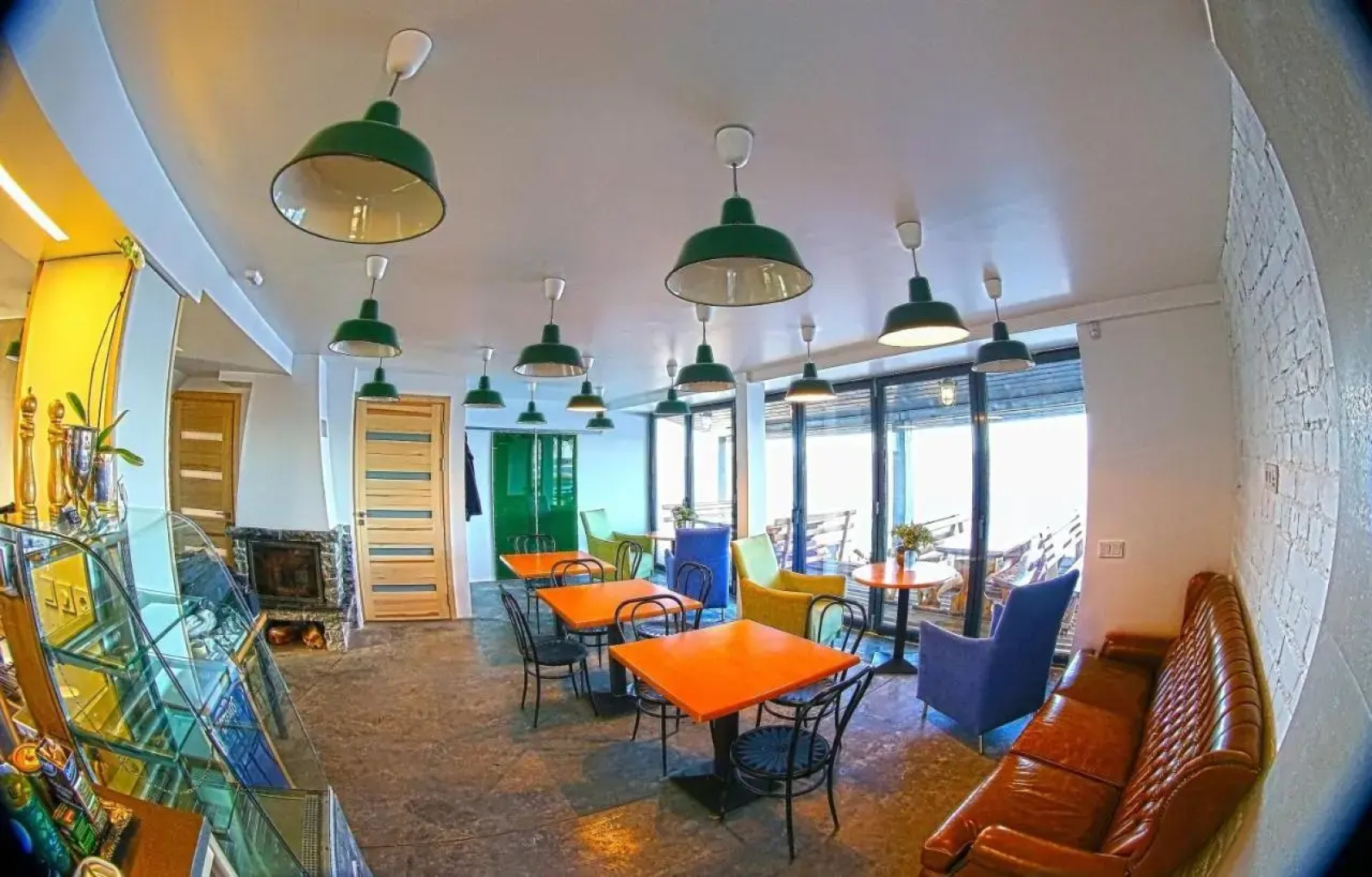 Vivaldi Lake House