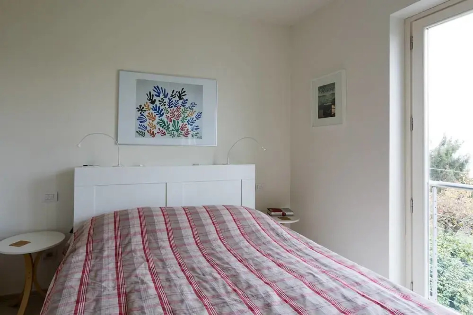 Contemporary 3 Bed Italian Lakes Villa, Lake Views, Wifi, BBQ