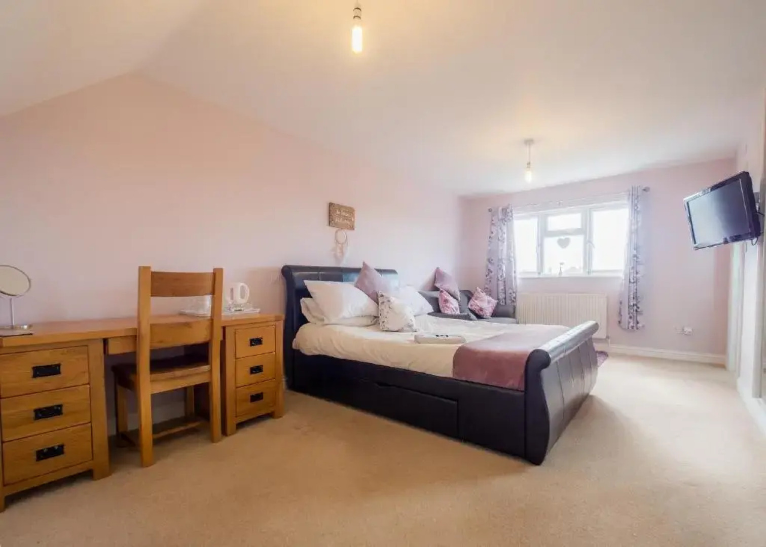 TLC Exmouth Bed and Breakfast