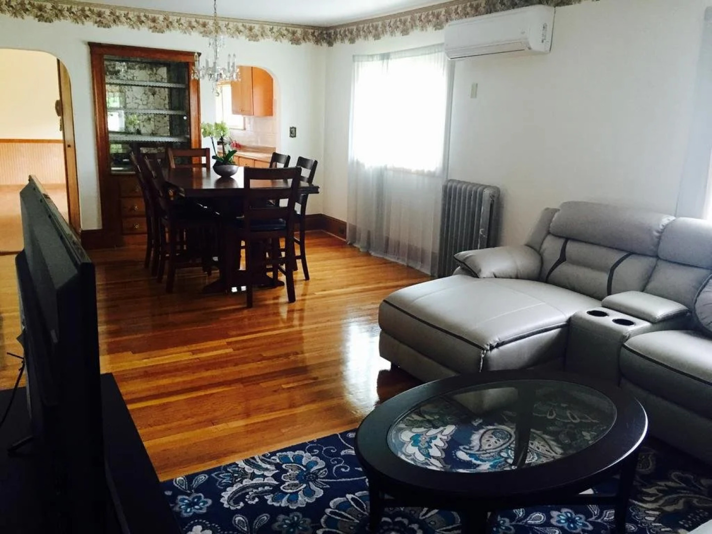 Tranquil House in Cambridge