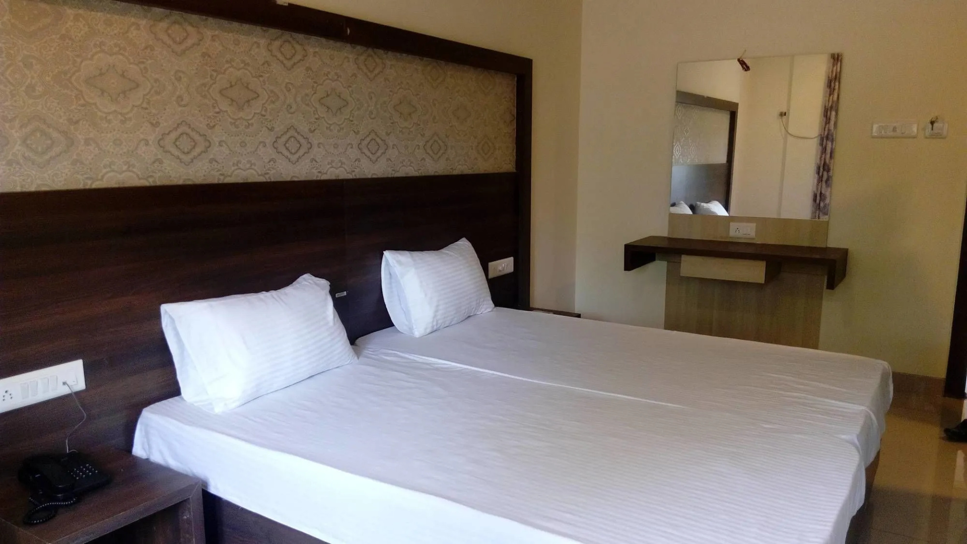 Hotel Veer Residency