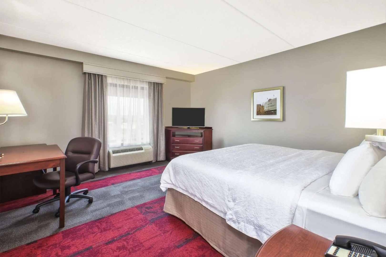 Hampton Inn & Suites Madison-West