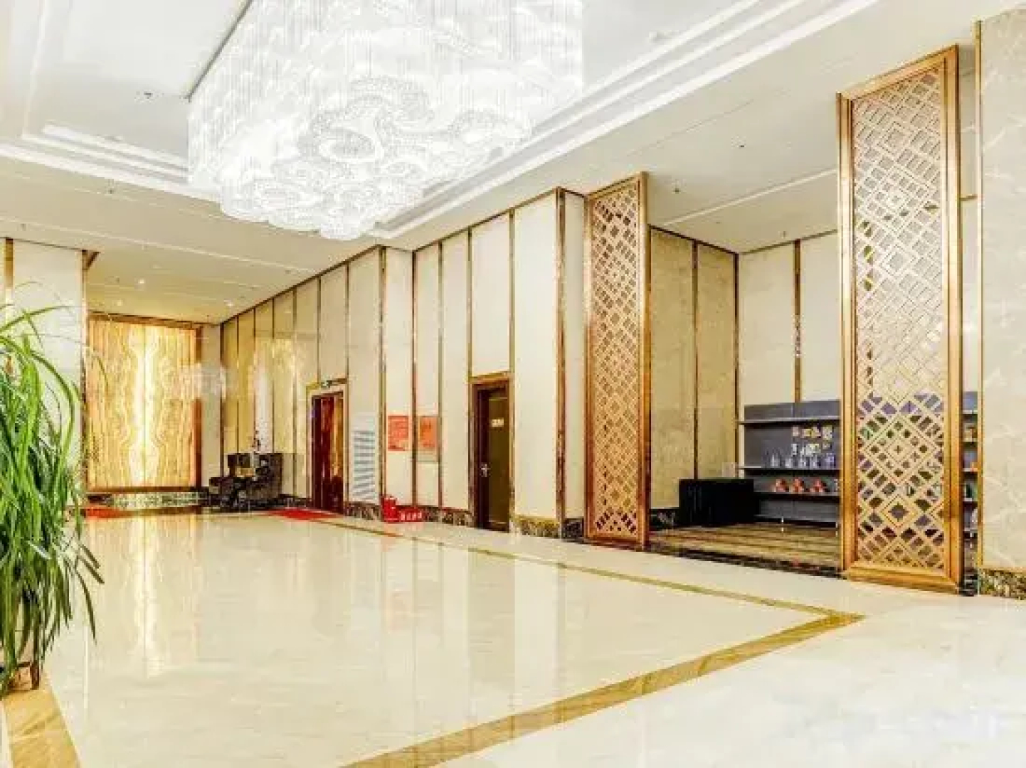 Xi Le Hui Hotel