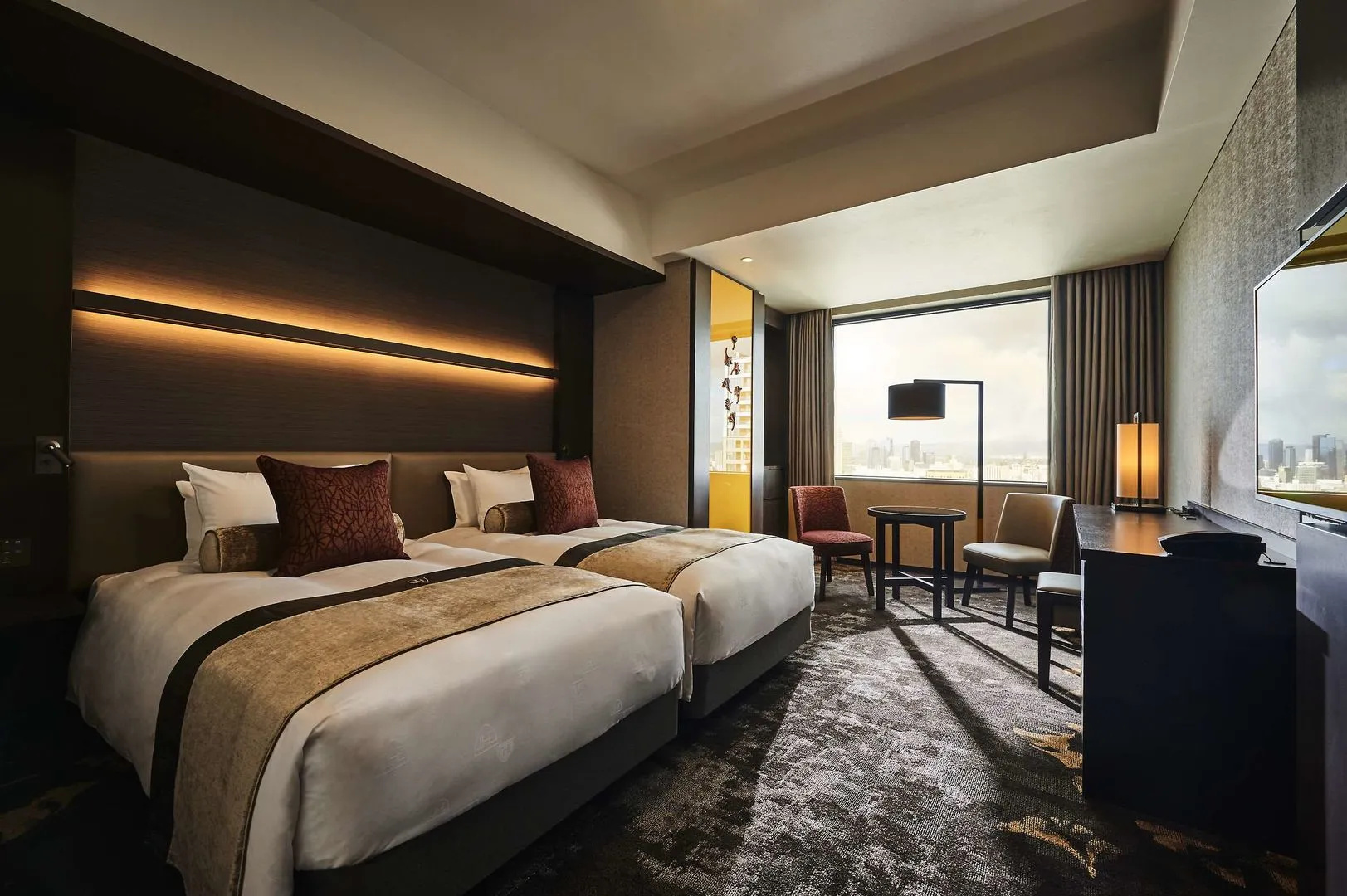 Отель The Royal Park Hotel Iconic Osaka Midosuji
