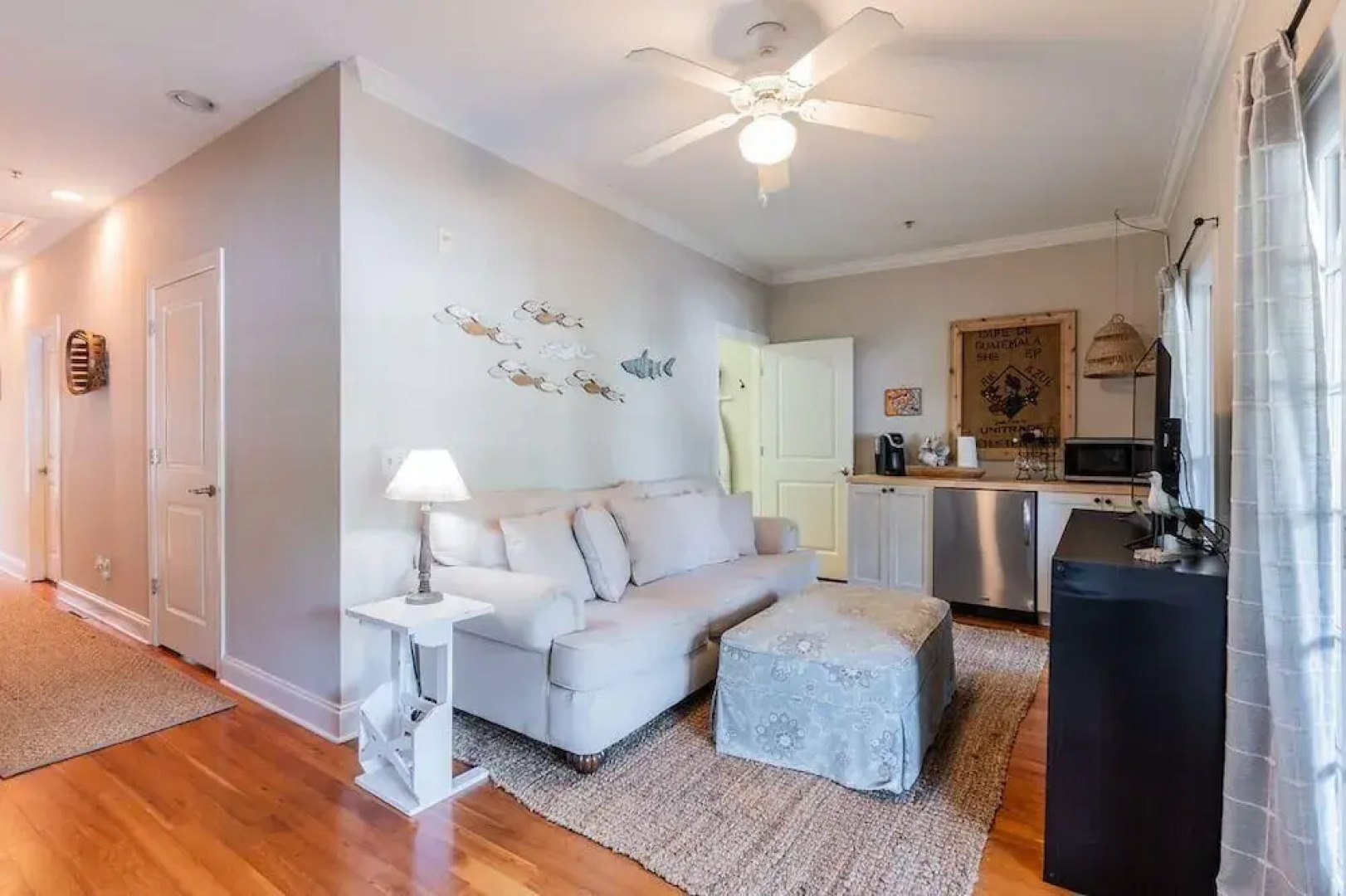 Pearl of the Promenade - Old Town Bluffton, SC 2 Bed Townhome in Prime Location