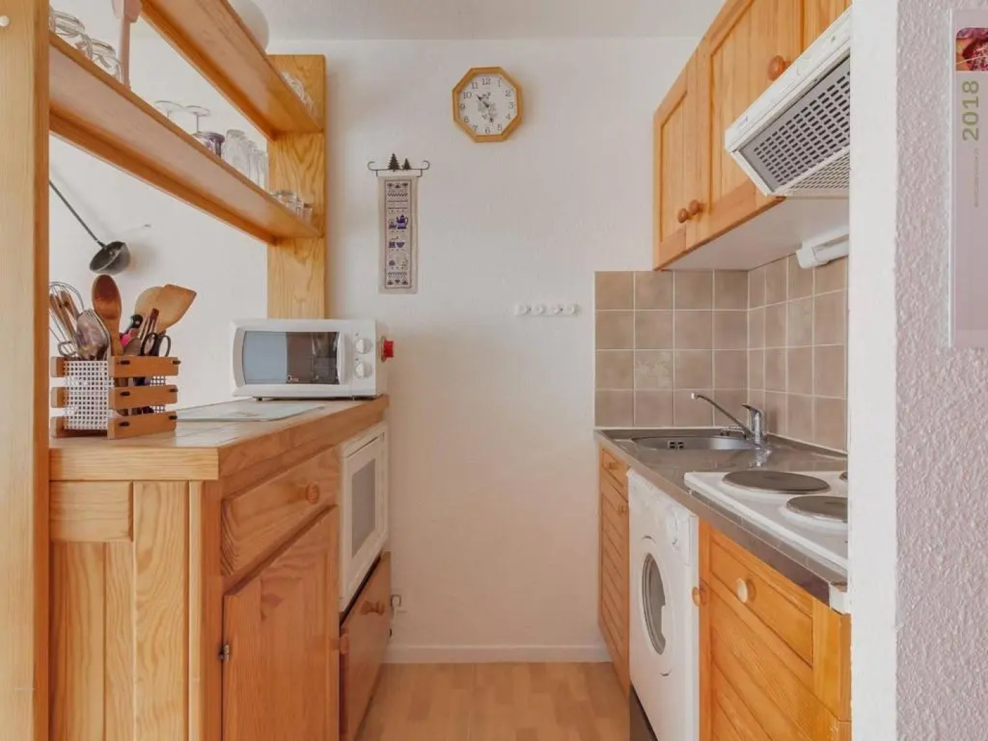 Appartement Esquièze-Sère, 1 pièce, 6 personnes - FR-1-402-30