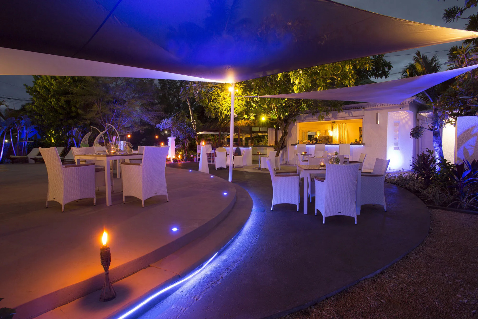 Esprit Libre Restaurant and Guest House