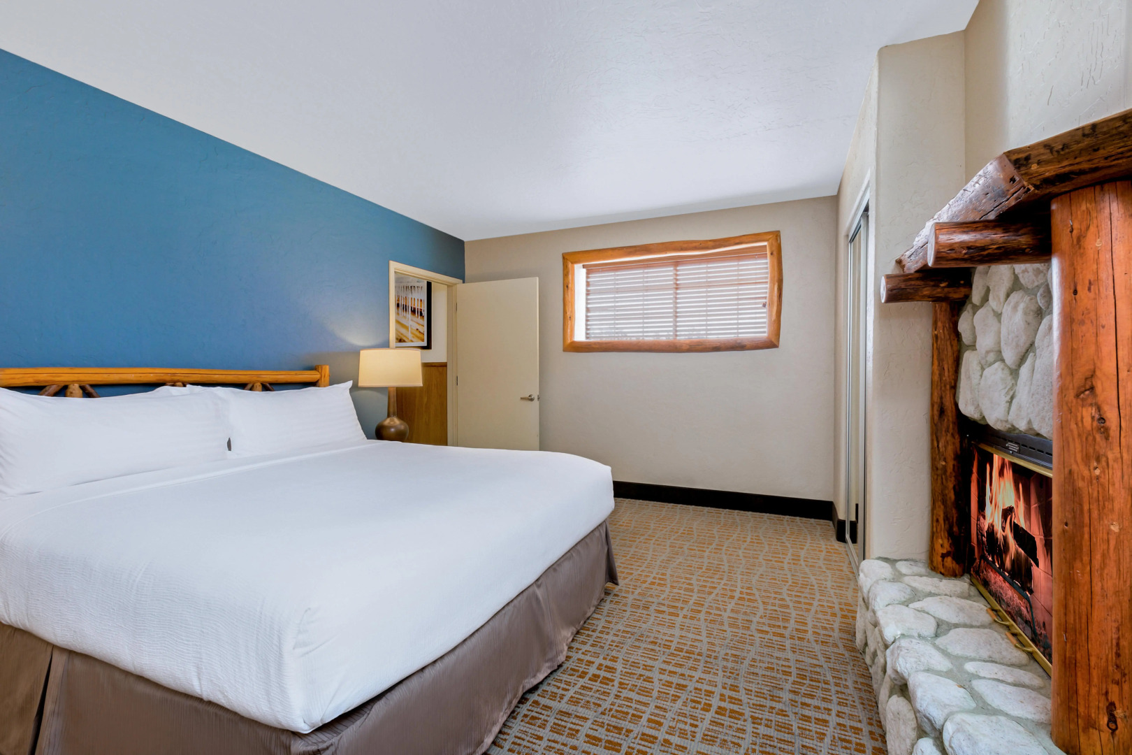 Holiday Inn Resort The Lodge At Big Bear Lake by IHG