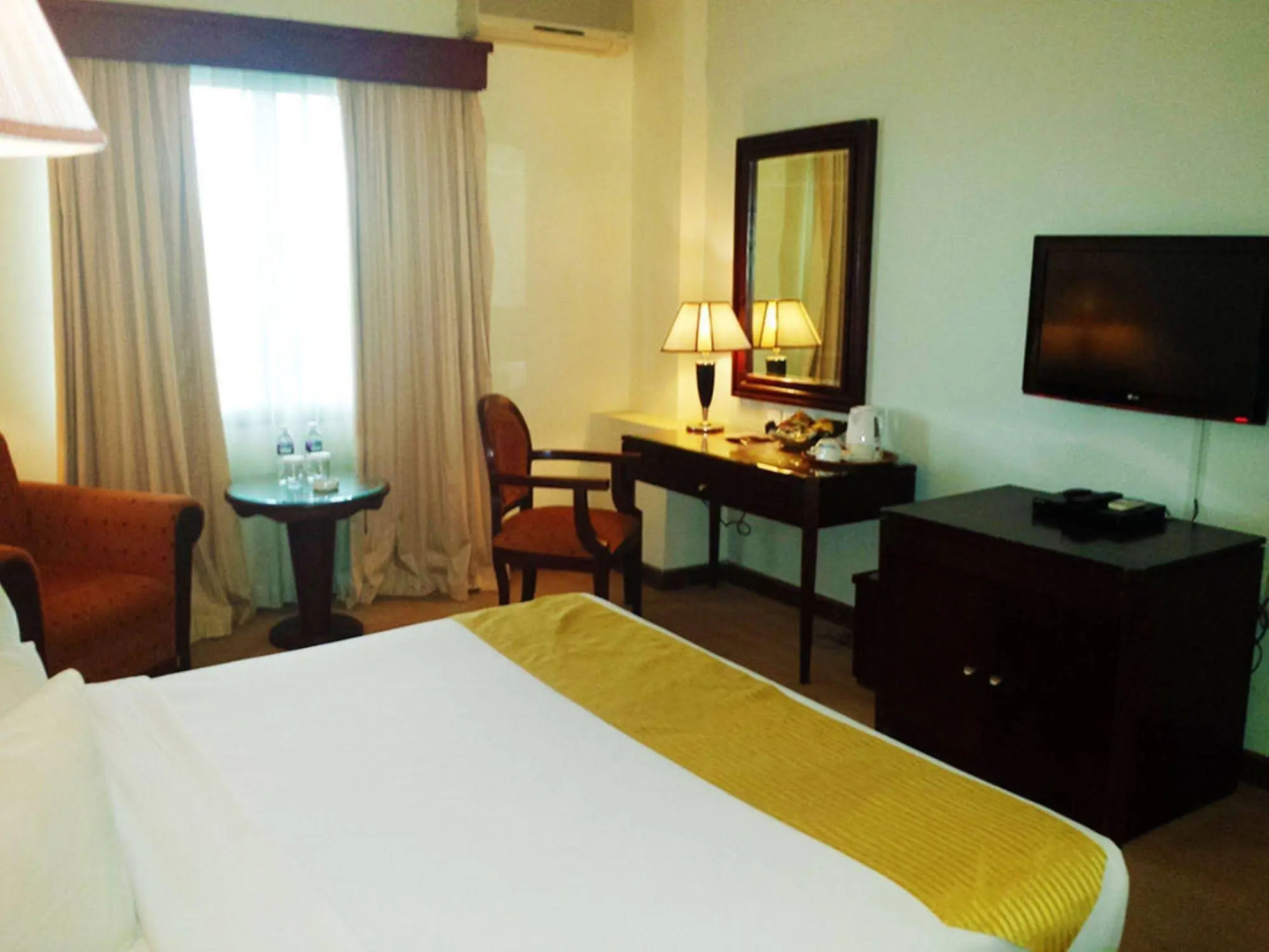 Harbourbay Amir Hotel