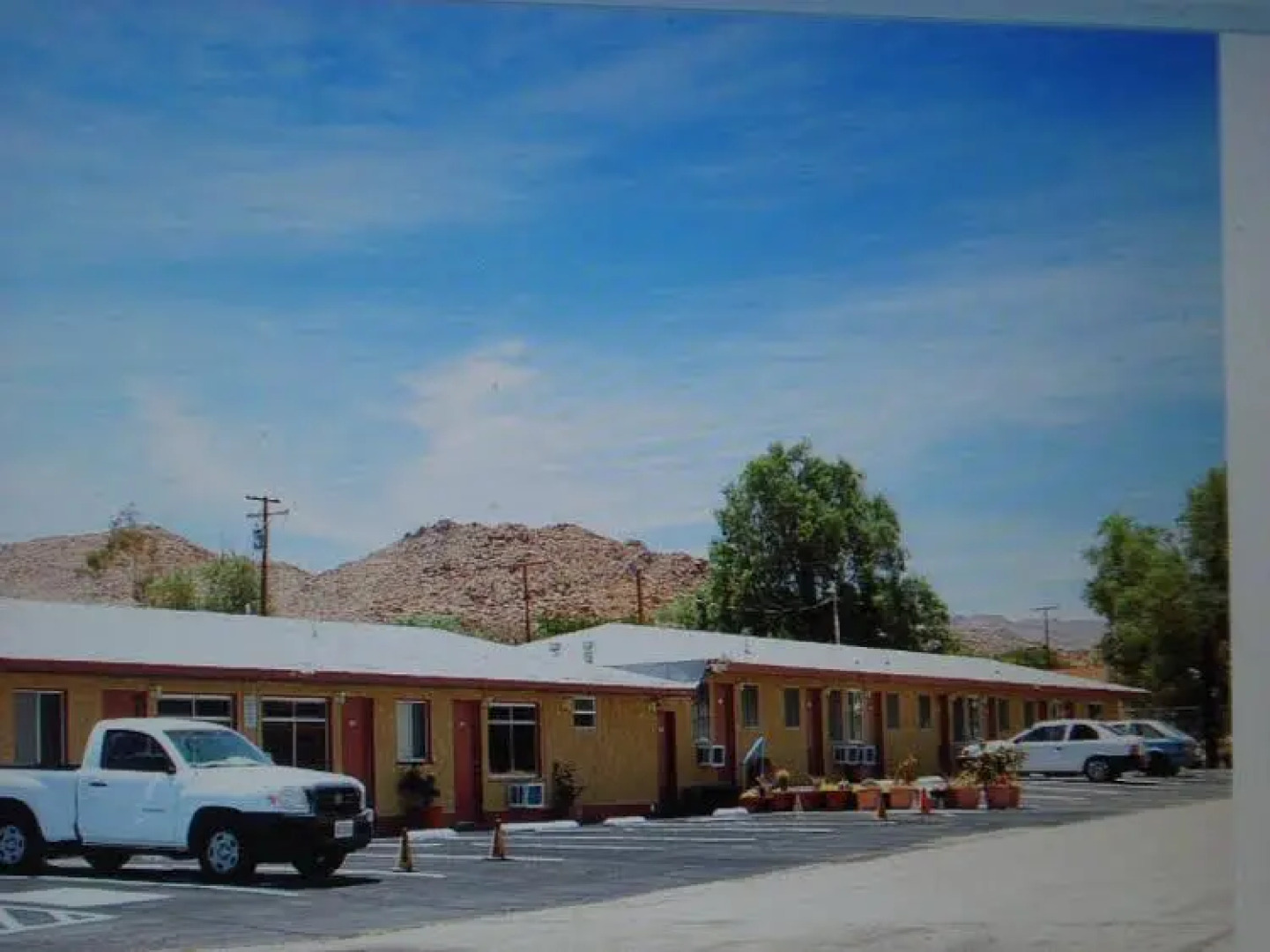 Safari Motor Inn - Joshua Tree