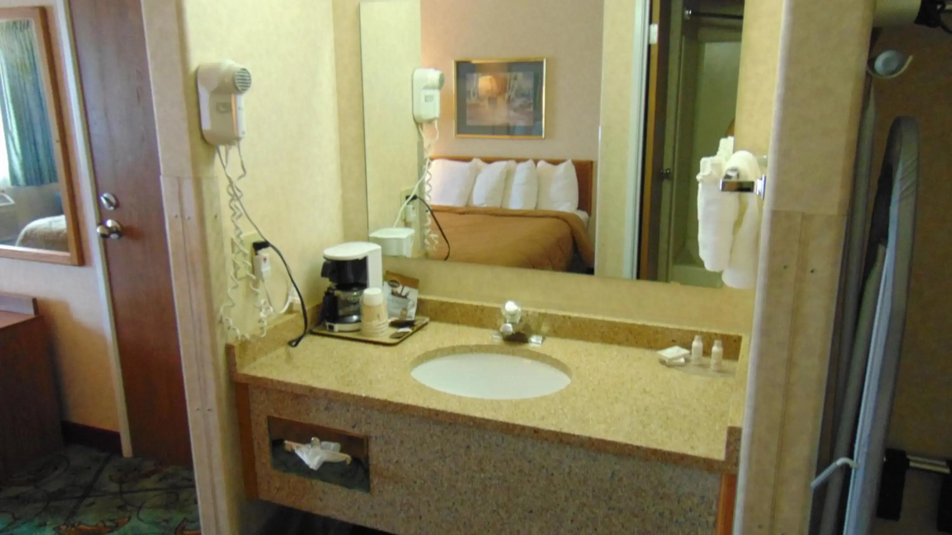 Best Western Montrose Inn