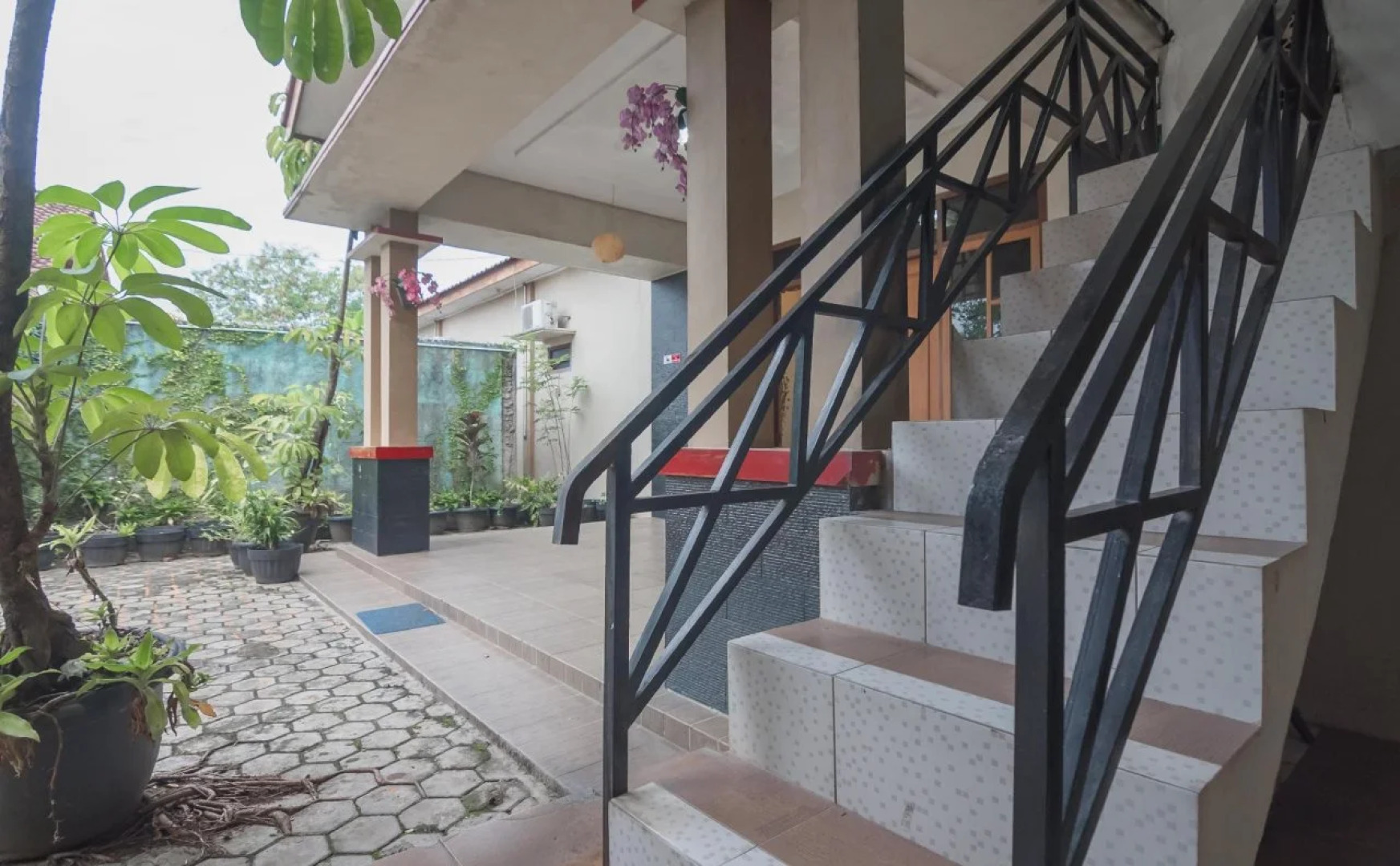 Aero Guest House By RedDoorz