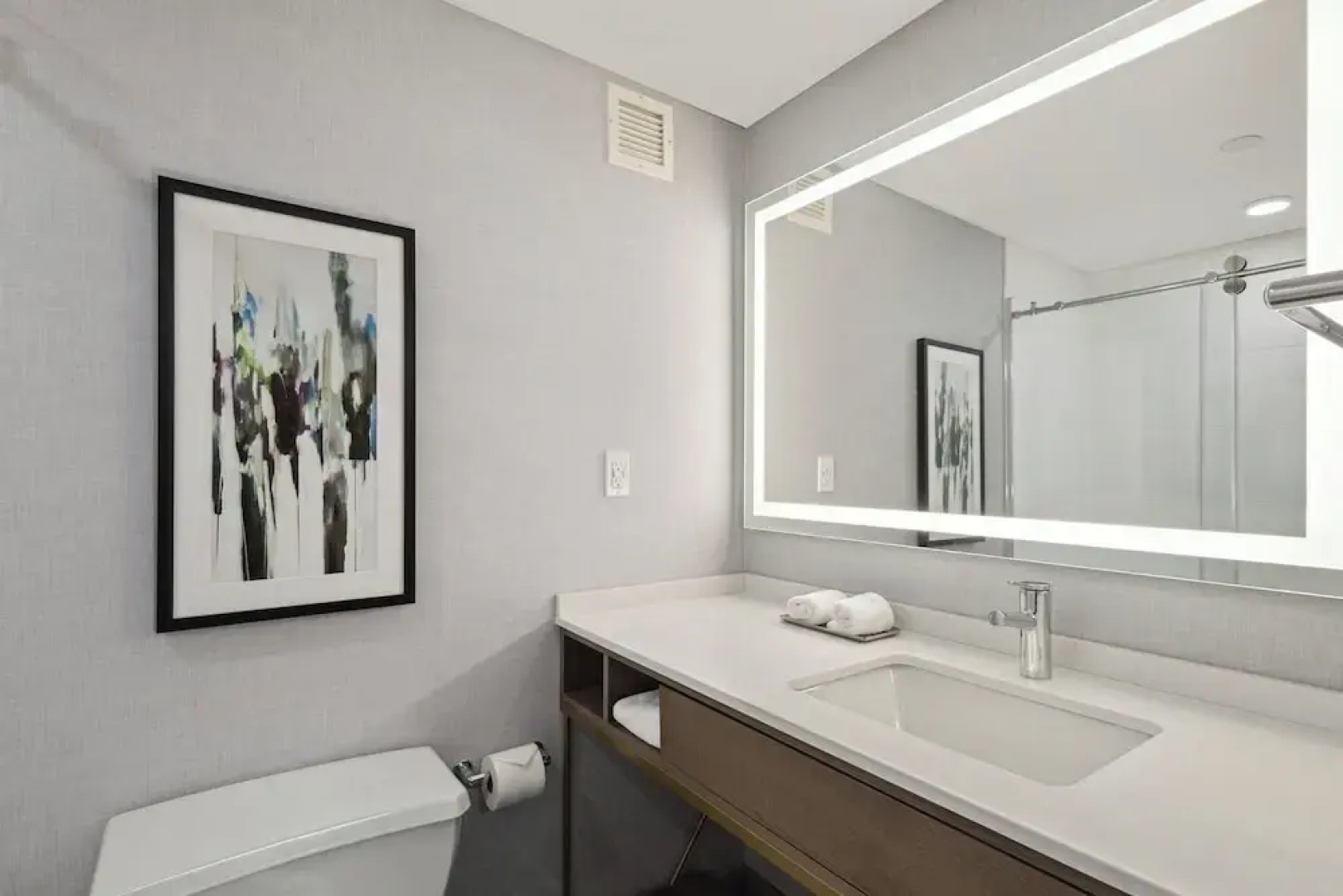 Lexington Lansing Hotel