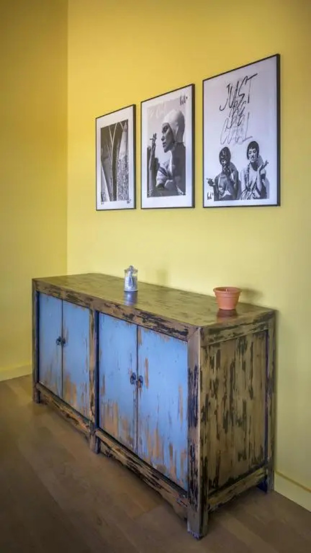 Belle Et Grande Maison de Village Au Bord de L'eau