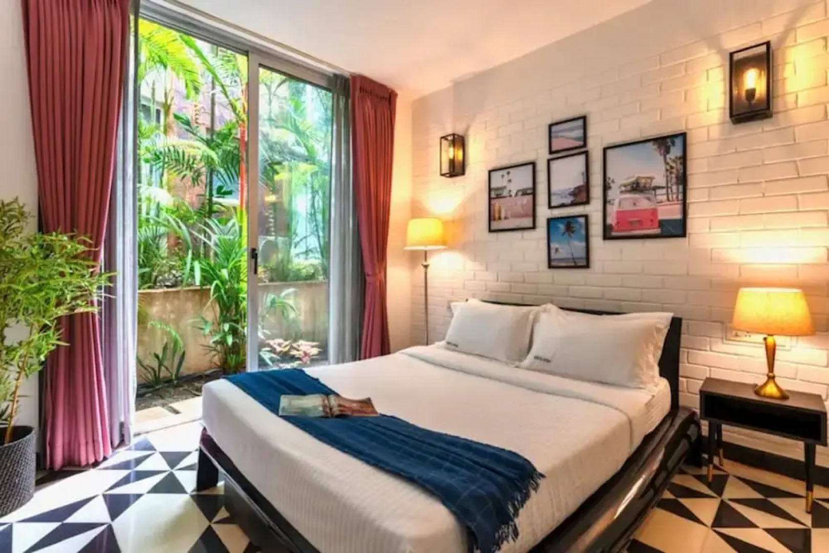 Modern Tropical 2bhk Near Beach Pool Garden