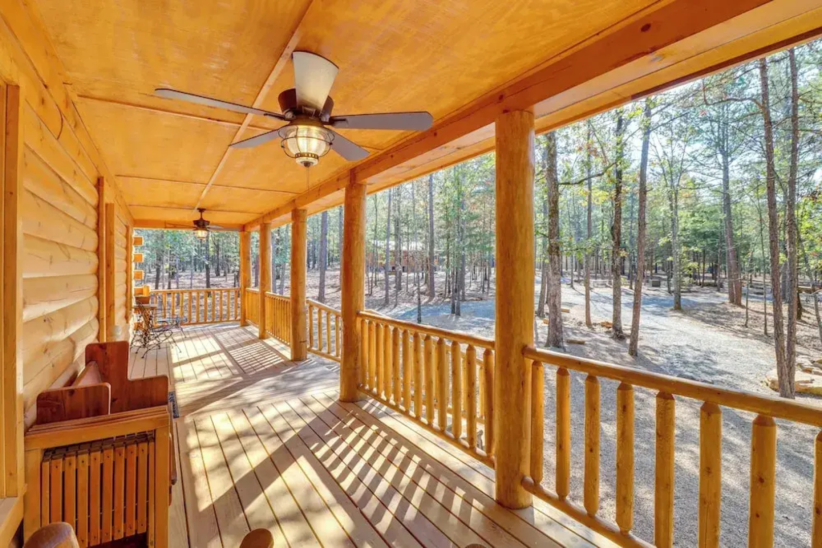 Tumbling Shoals Cabin Near Greers Ferry Lake!