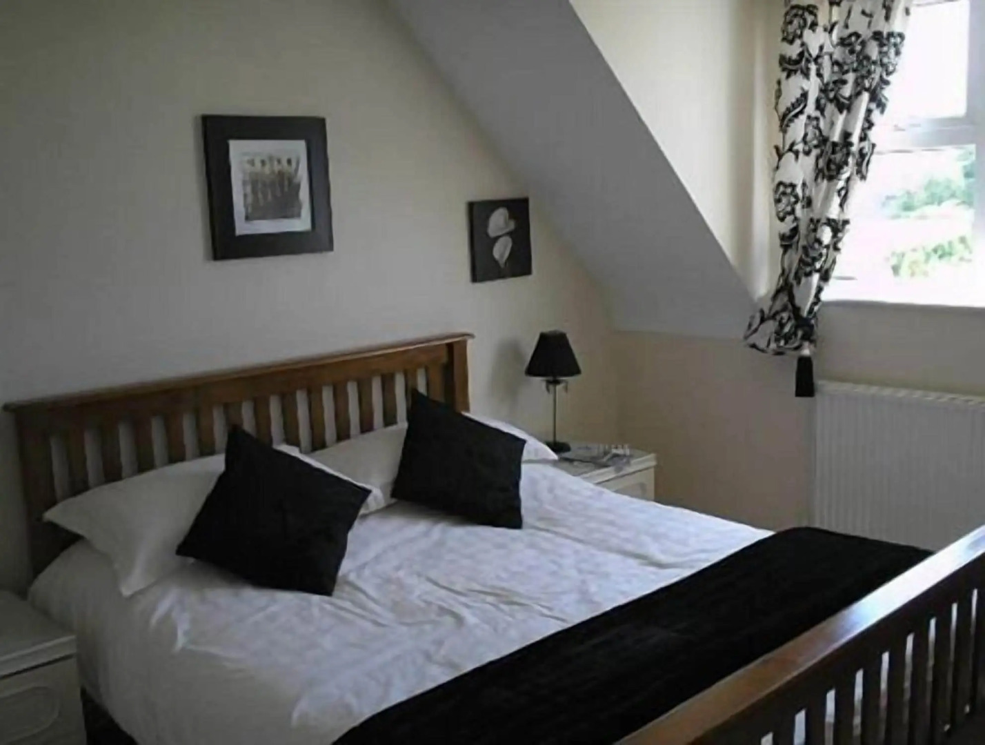 Roseville Bed & Breakfast