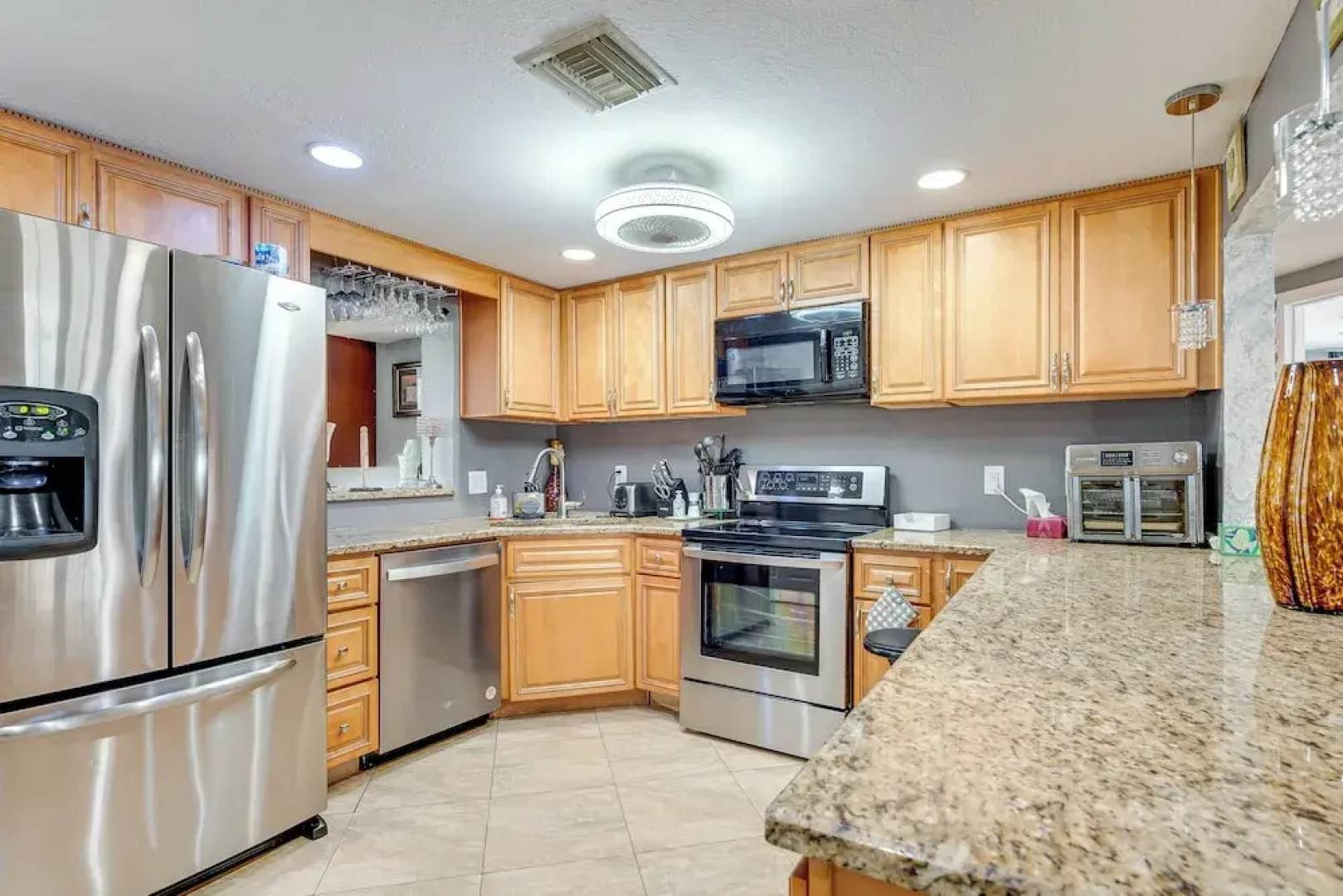 8 Mi to Sunset Beach: Home w/ Large Patio + Pool!