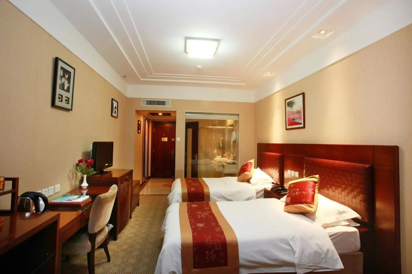 Yantai Golden Beach Hotel