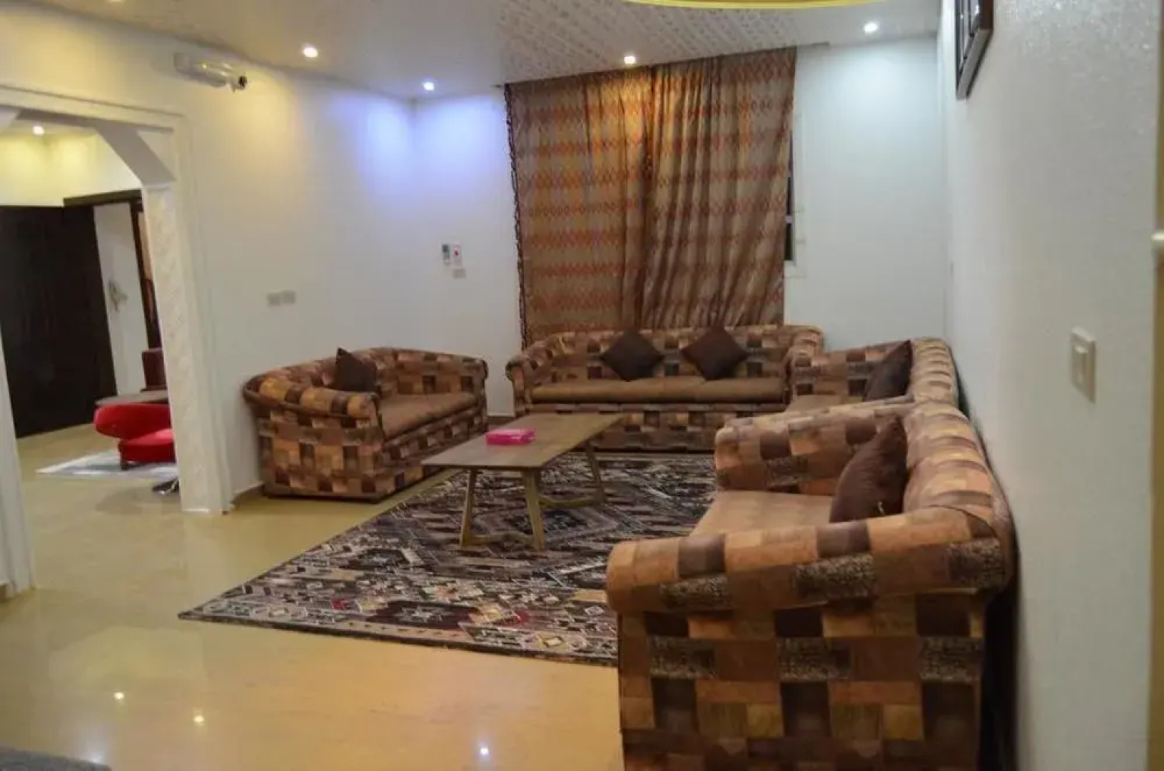 Al Dana Plaza Villas