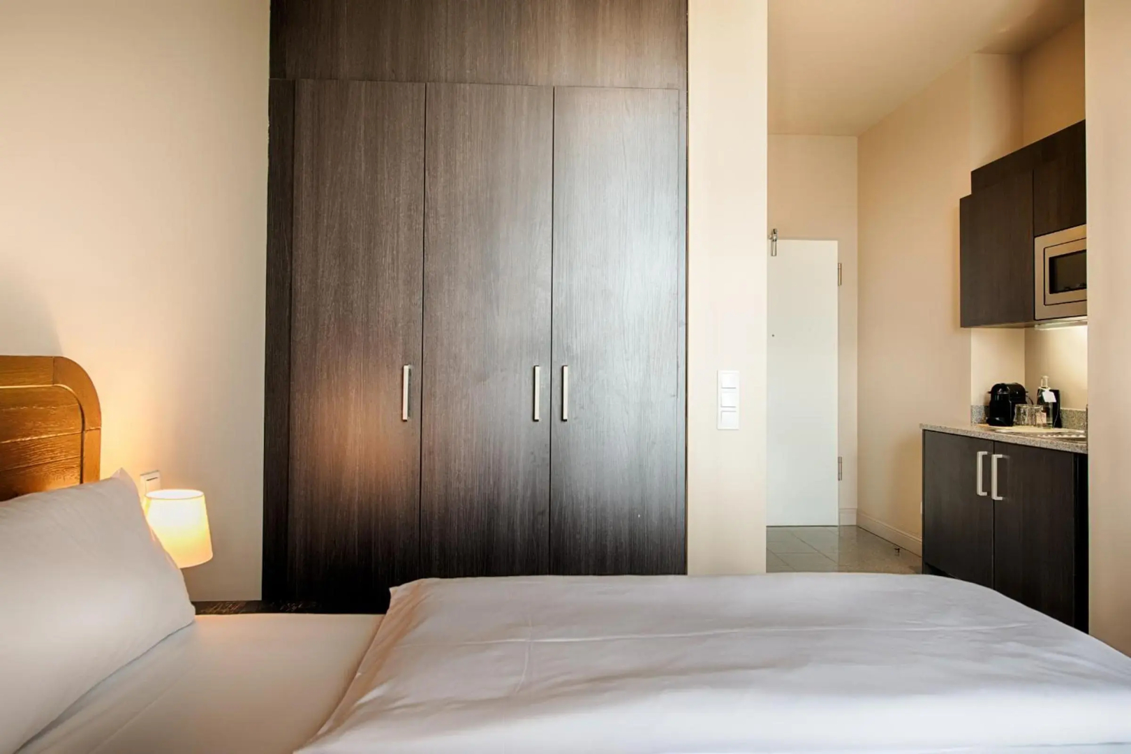 Mondrian Suites Berlin Checkpoint Charlie