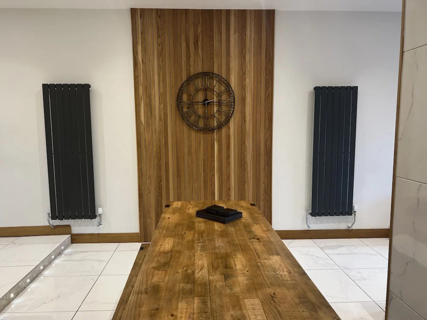 Broadway Beach Homes Airbnb With Hot tub