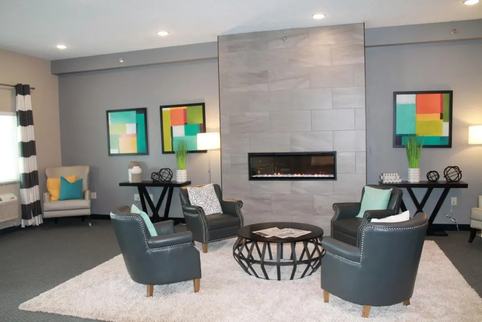 Brookstone Lodge & Suites