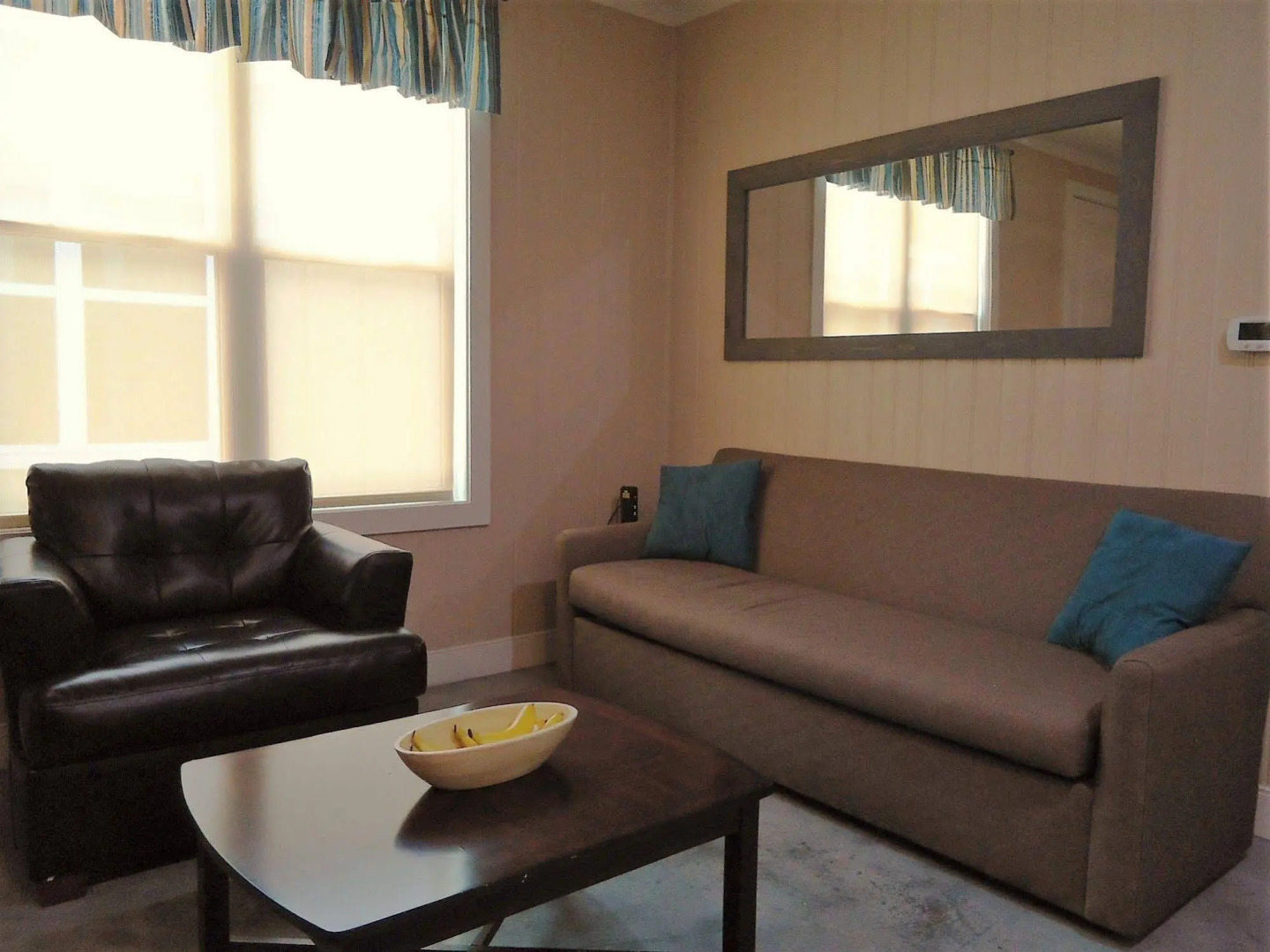 Karnes City Cottages