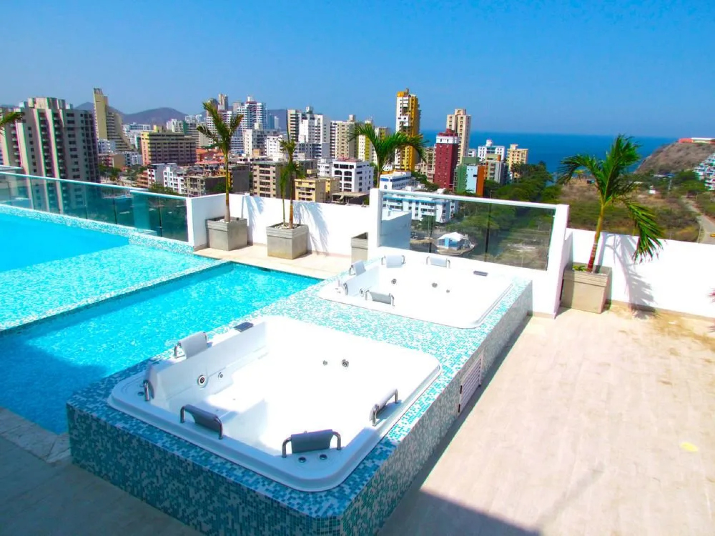 Apartamentos SOHO Style - Con Balcón SMR228A