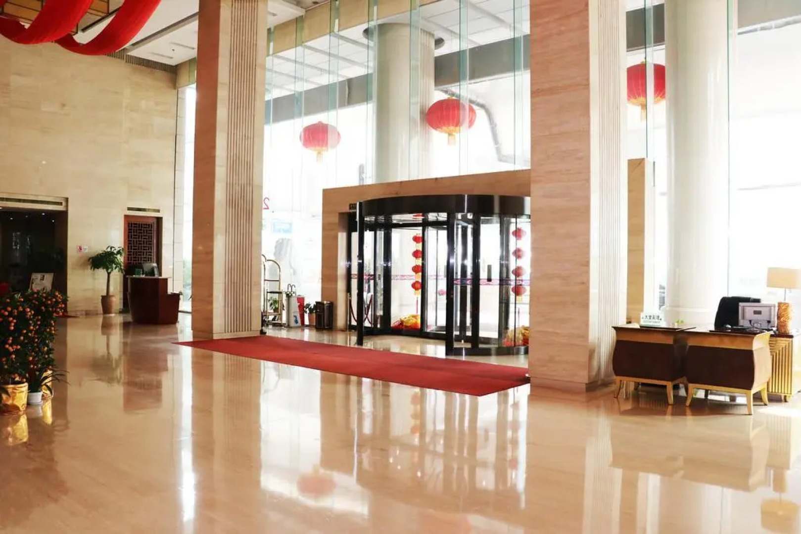 Xiongchu International Hotel