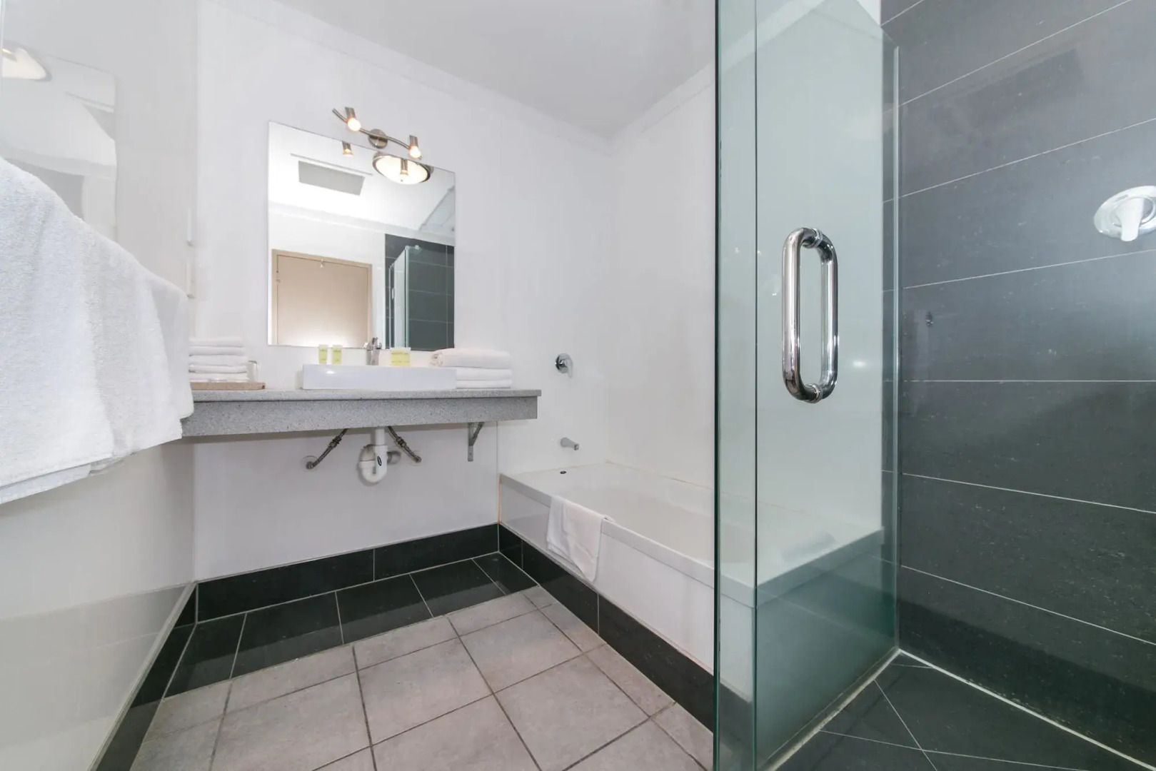 Airport Gateway Hotel