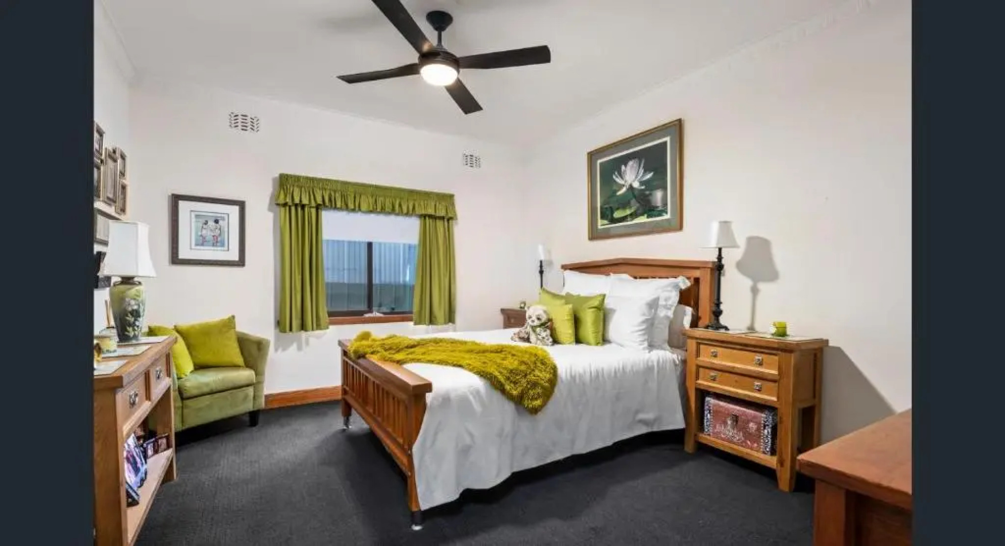 The Weeping Elm - Large and Spacious