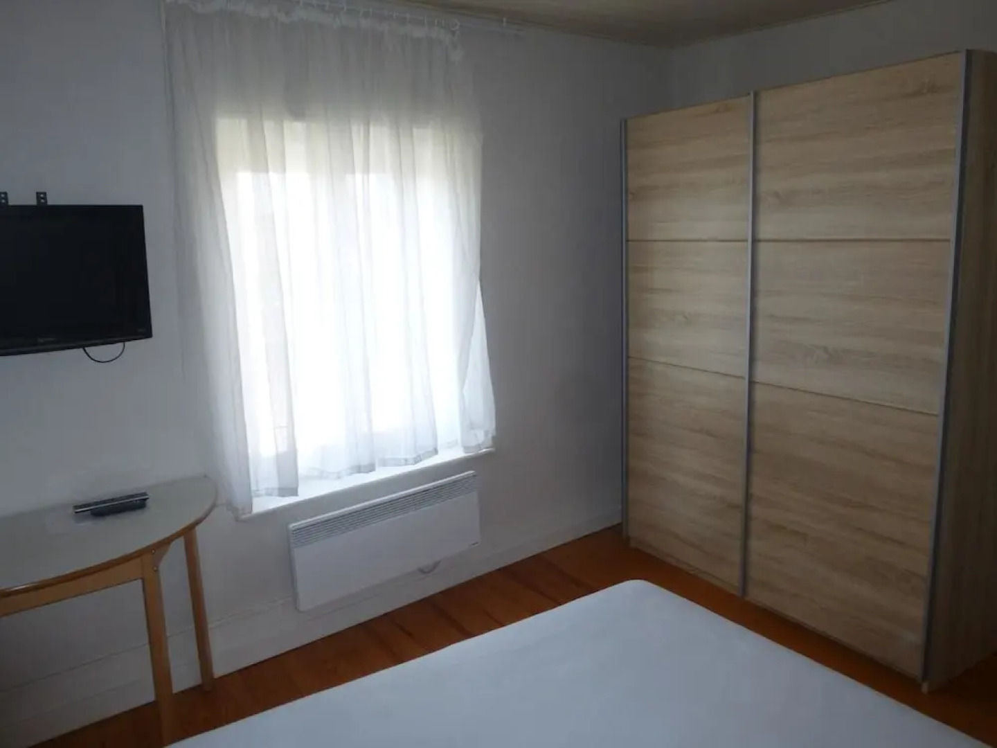 Property With 2 Bedrooms in Rougemont