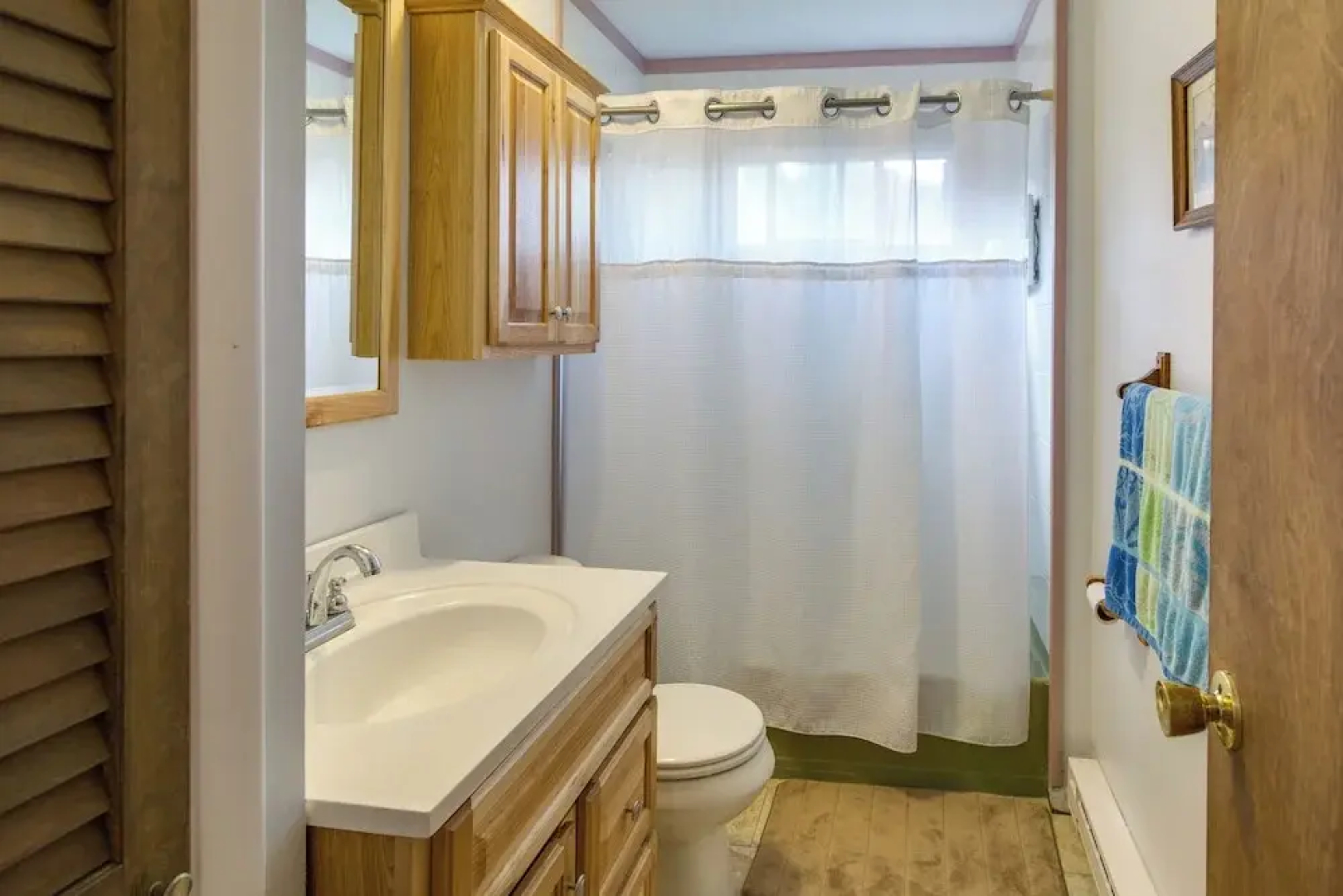 Hunter Hideaway w/ Yard & Deck: 3 Mi to Ski Slopes
