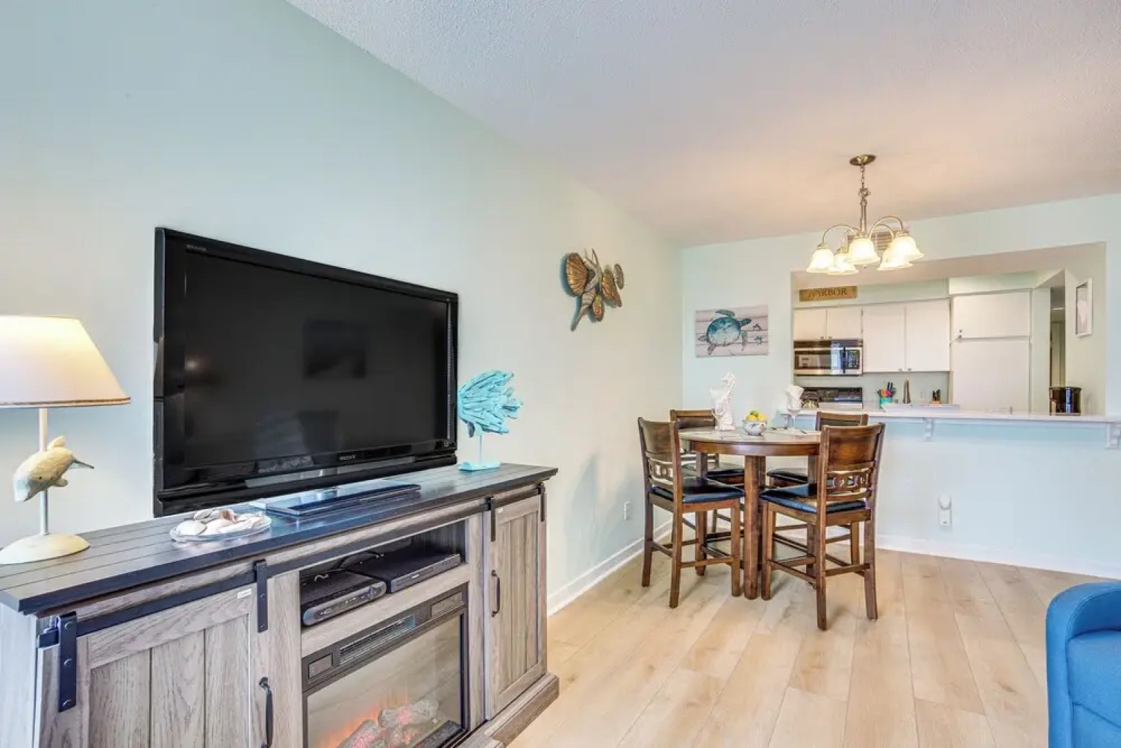 Ocean-view Saint Helena Island Condo - Pool Access